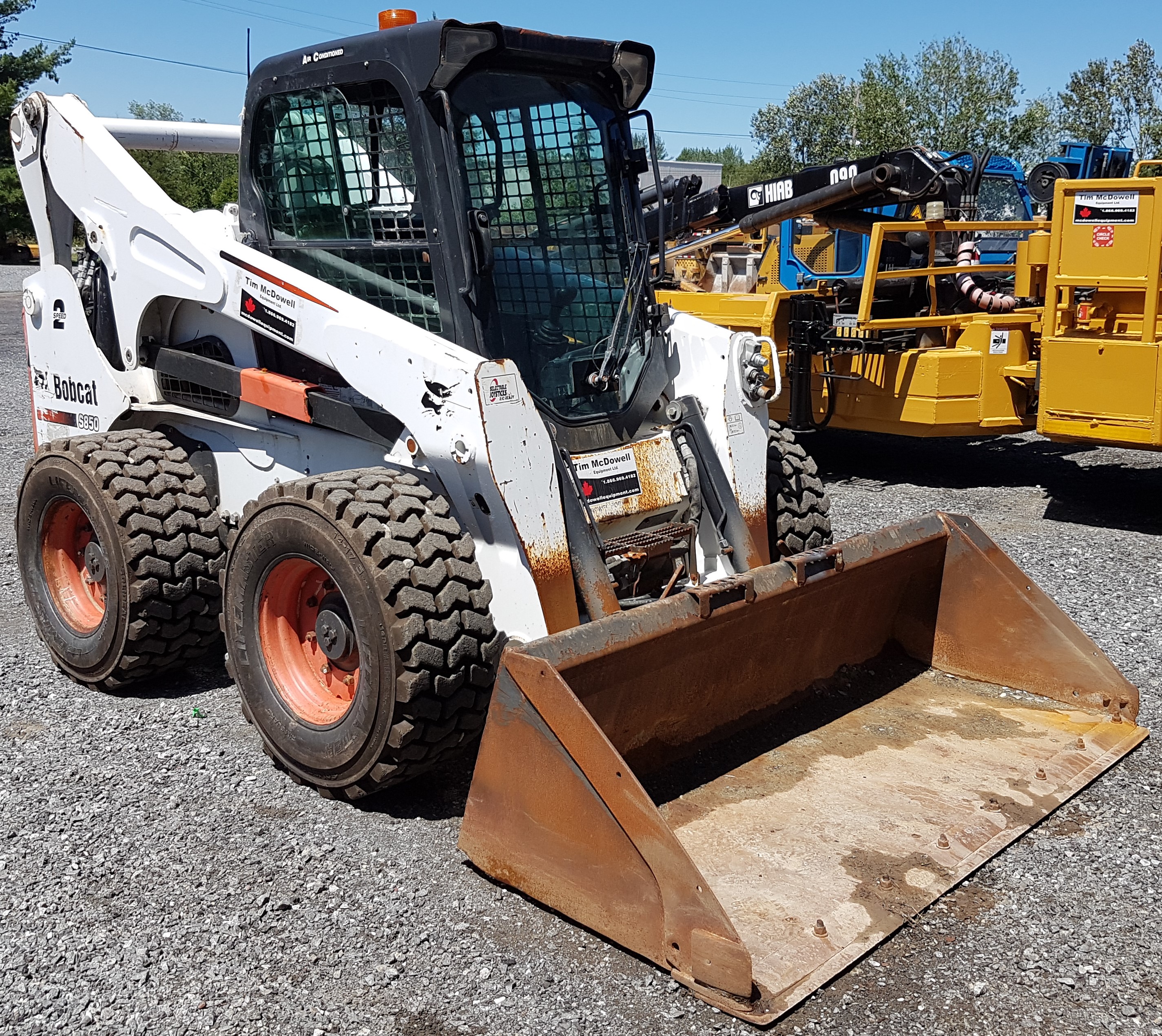 Купить бобкэт бу. Bobcat s850h. Бобкэт 850. Bobcat; модель: s850. Бобкэт с850 мини погрузчик.